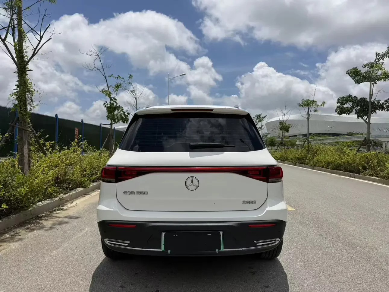 Mercedes-Benz EQB