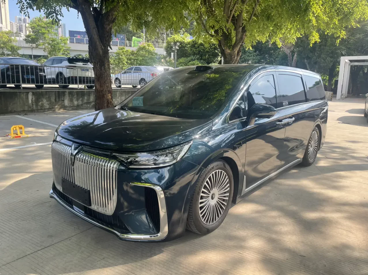 Voyah Lantu Dreamer PHEV