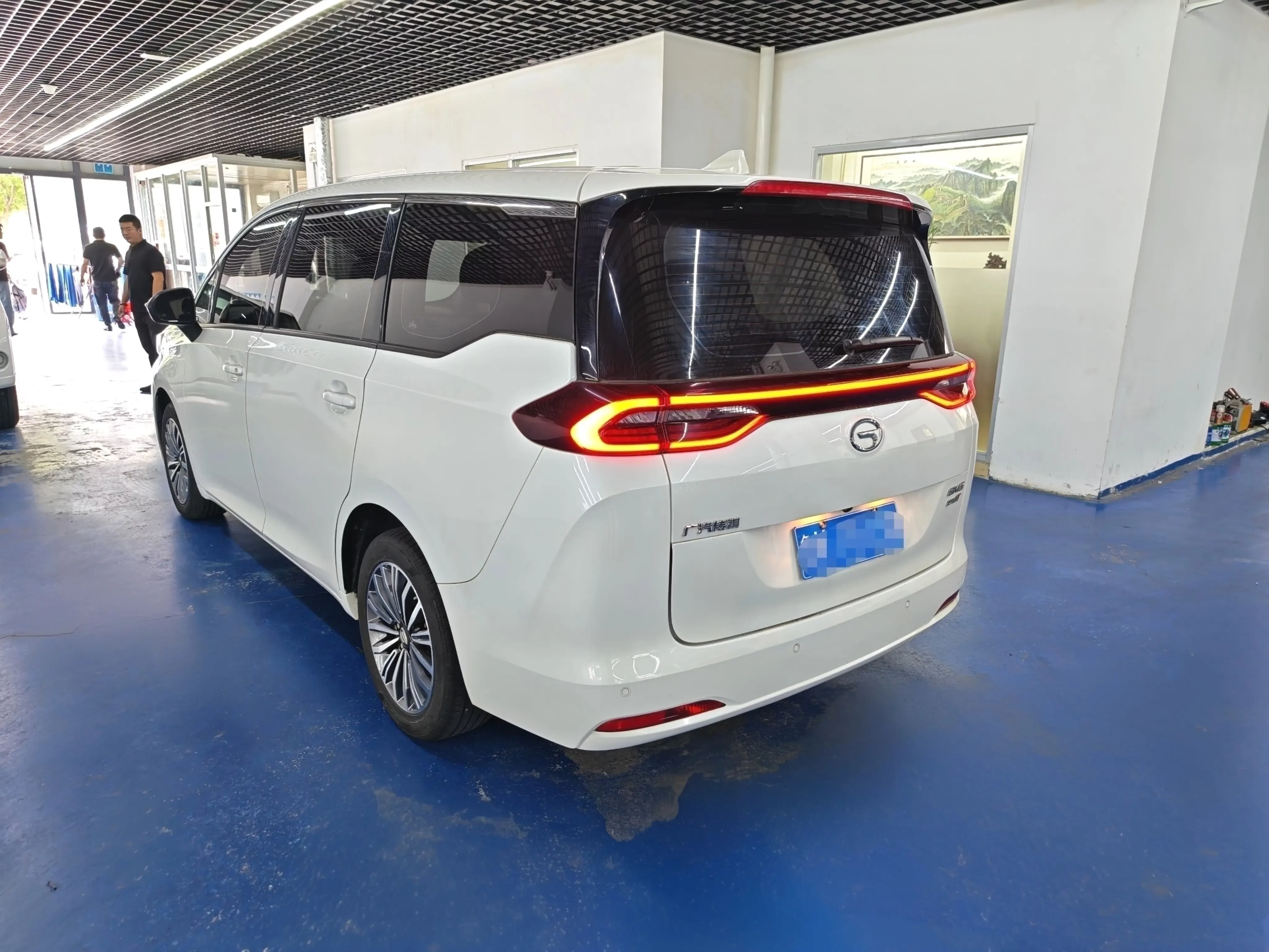 GAC Trumpchi M6
