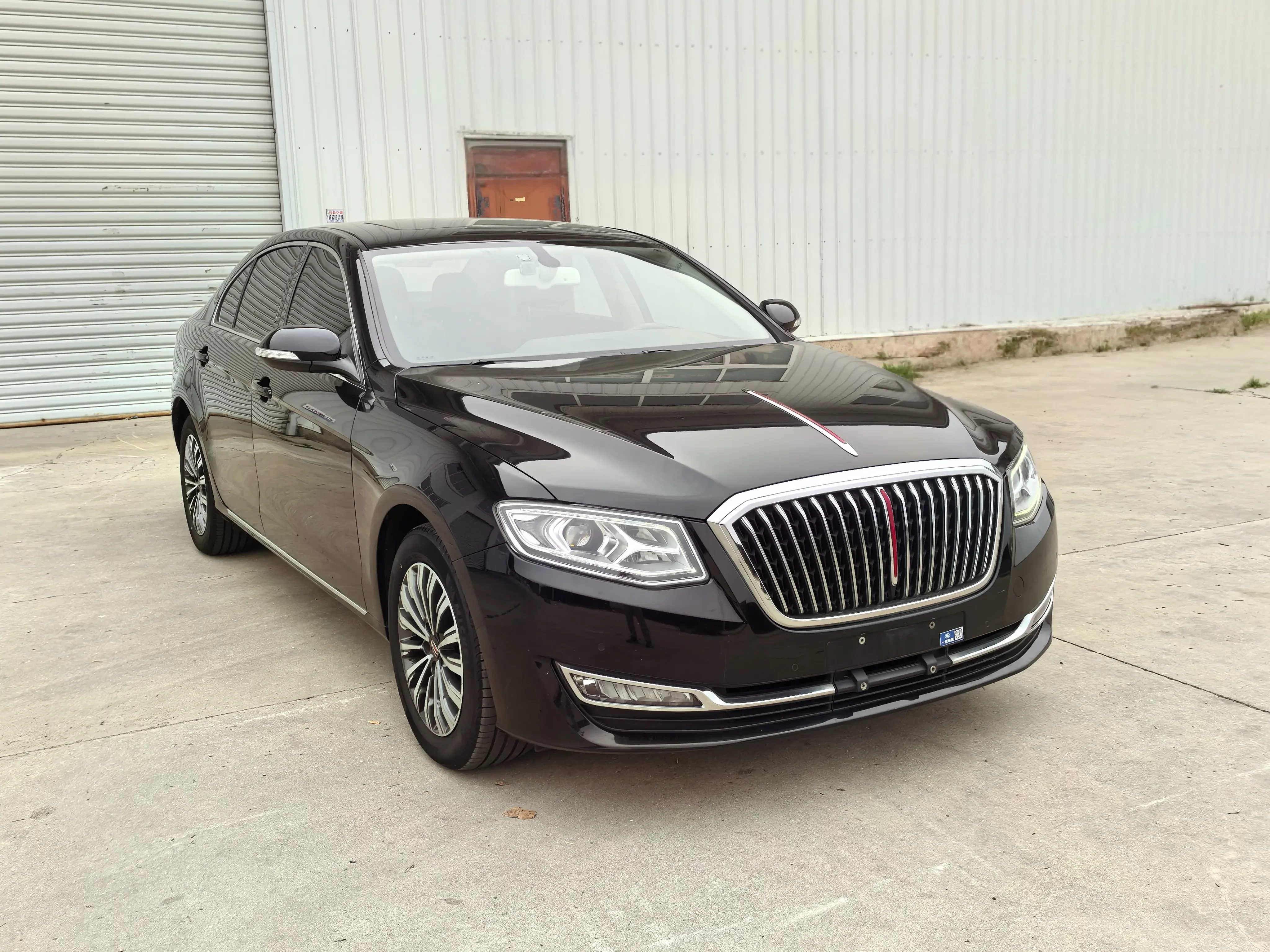 Hongqi H7