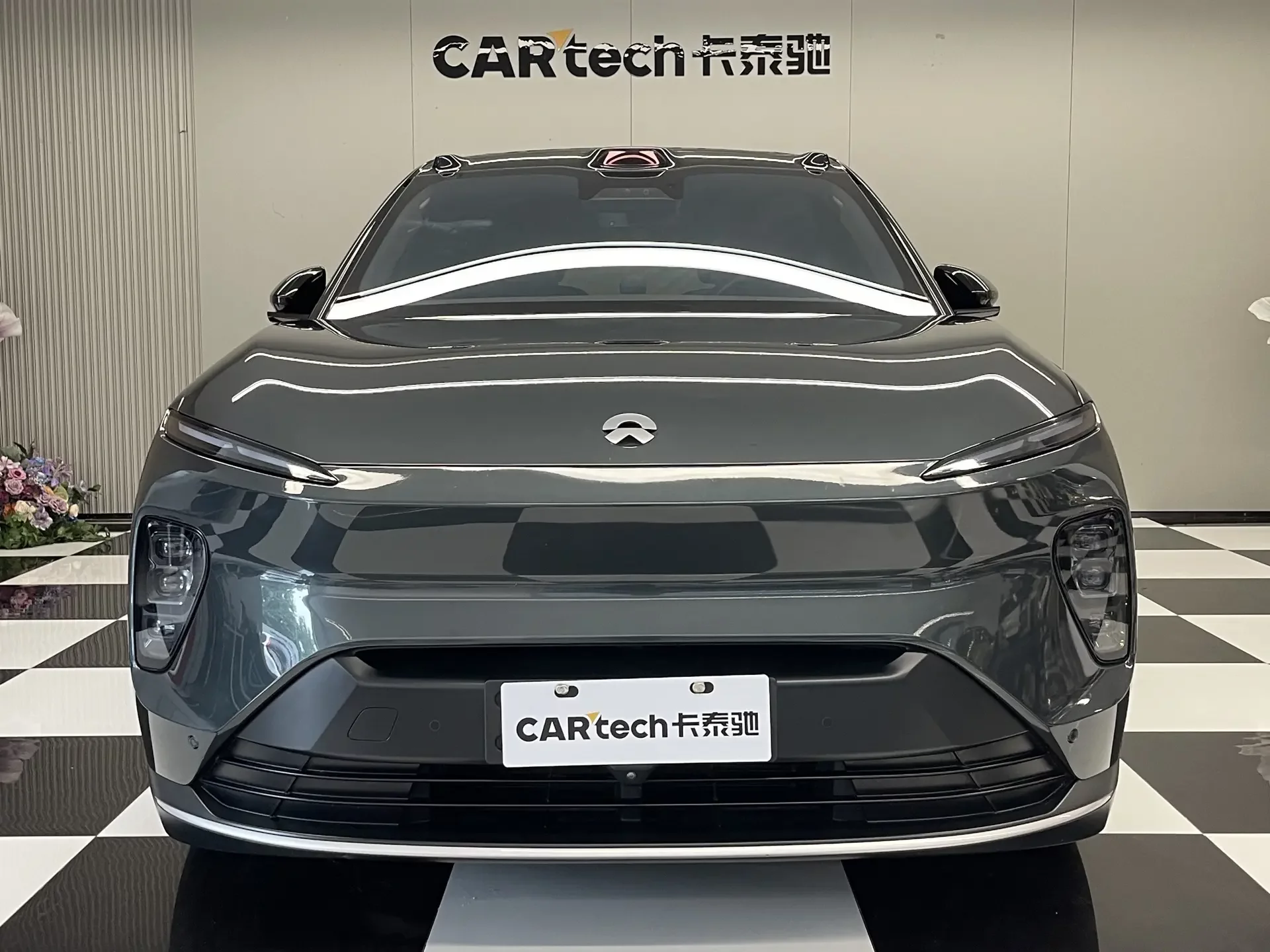NIO ES8  из Китая