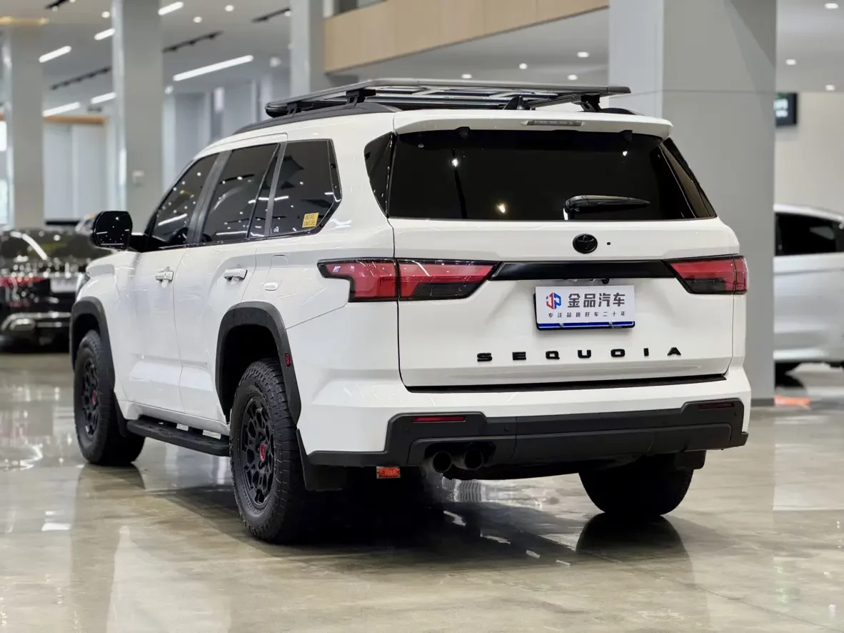 Toyota Sequoia