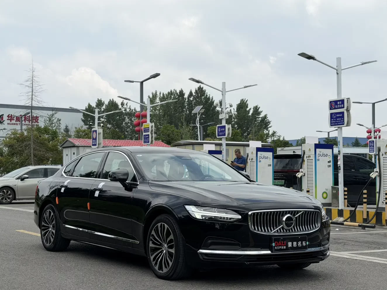 Volvo S90