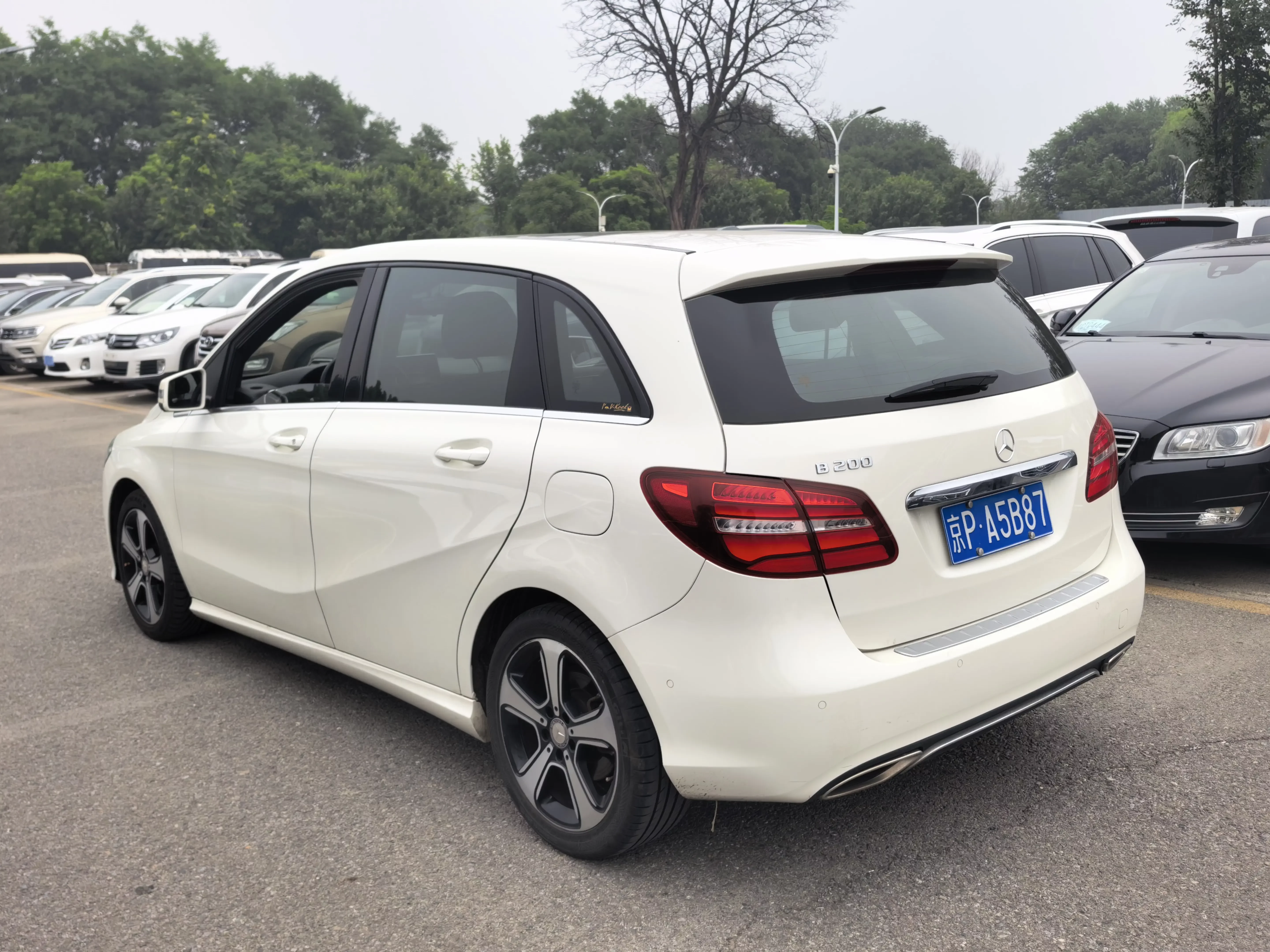 Mercedes-Benz B Class
