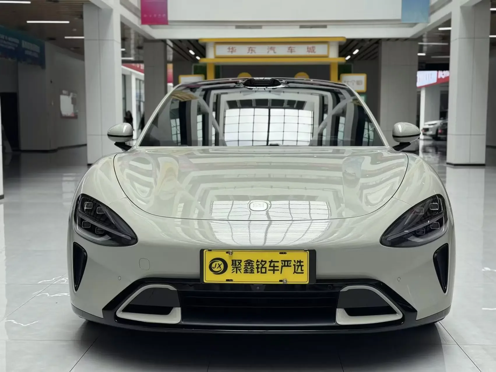 Xiaomi car Xiaomi SU7  из Китая