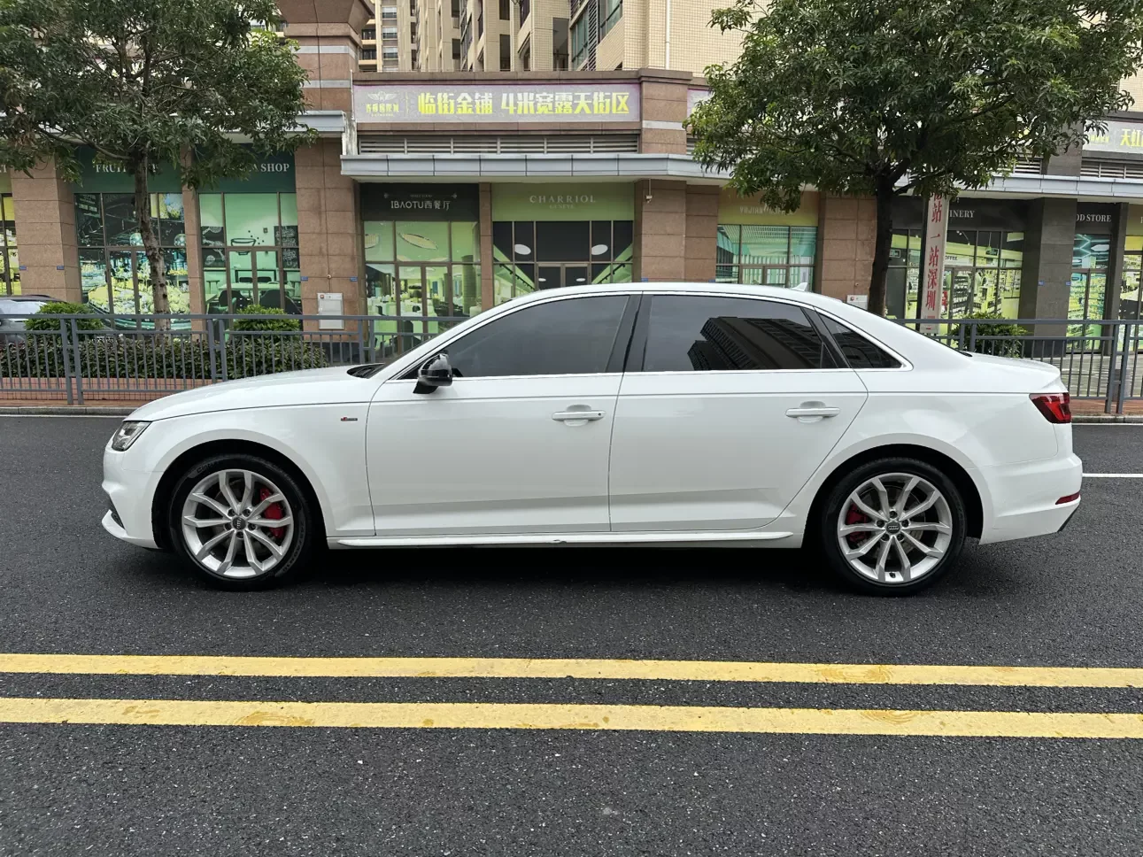 Audi A4L