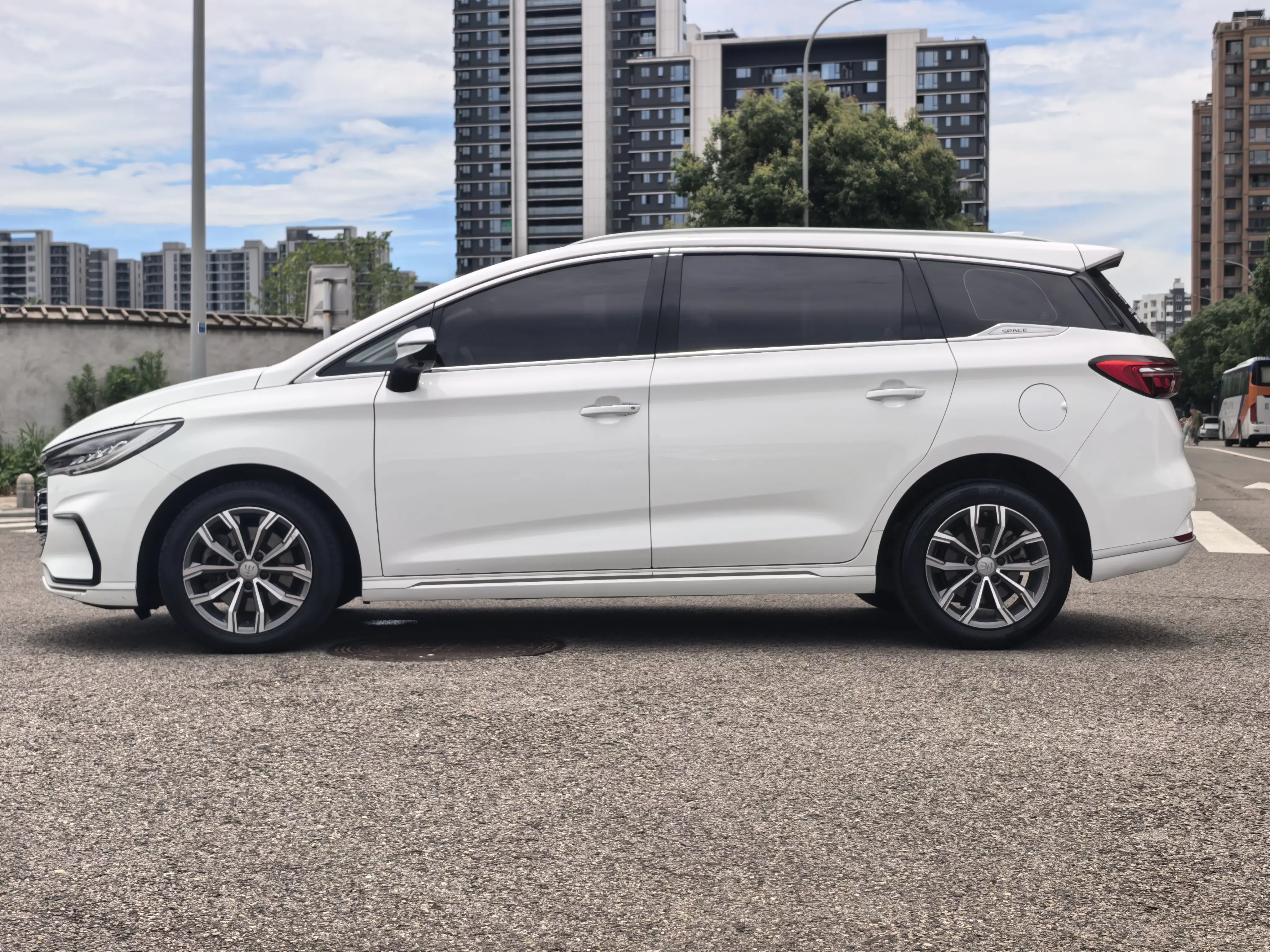 BYD Song MAX