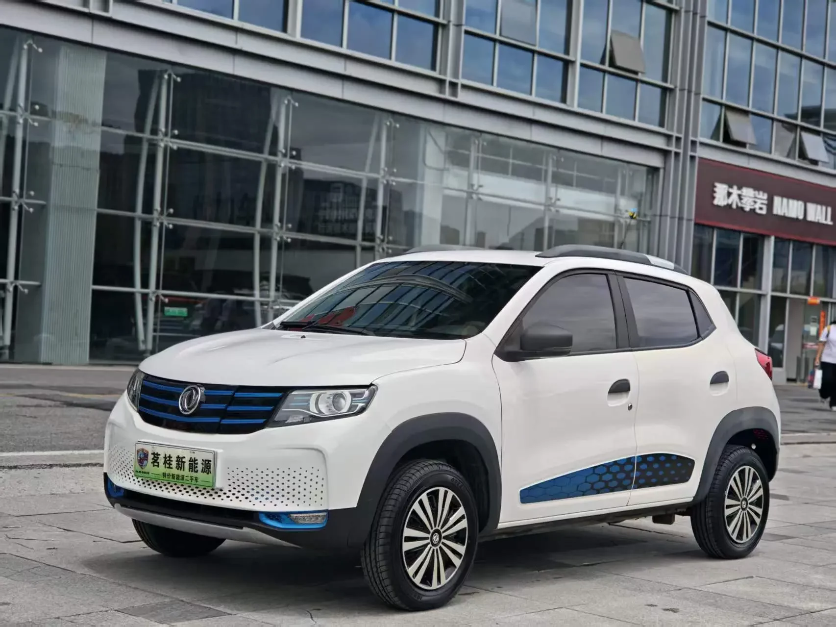 Dongfeng scenery E1