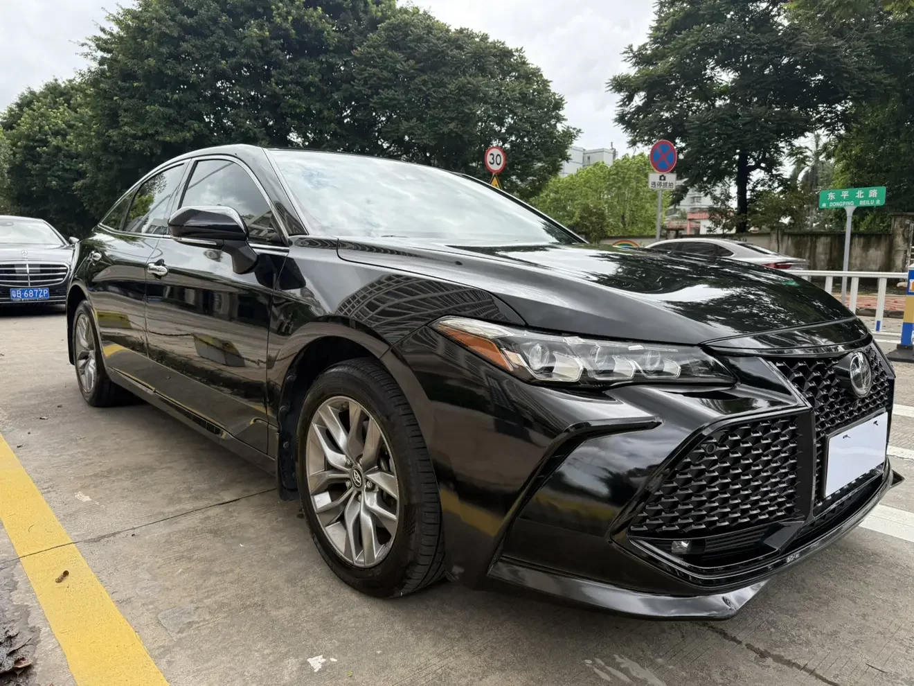 Toyota Avalon