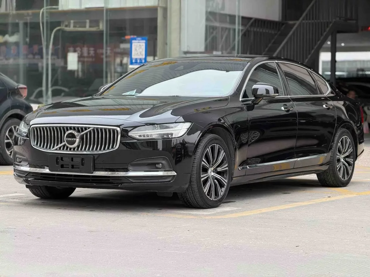 Volvo S90