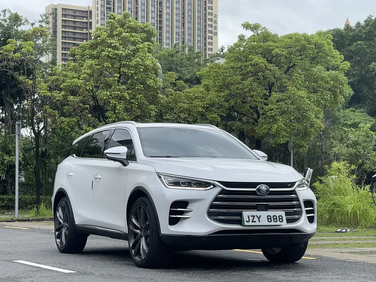 BYD Tang DM