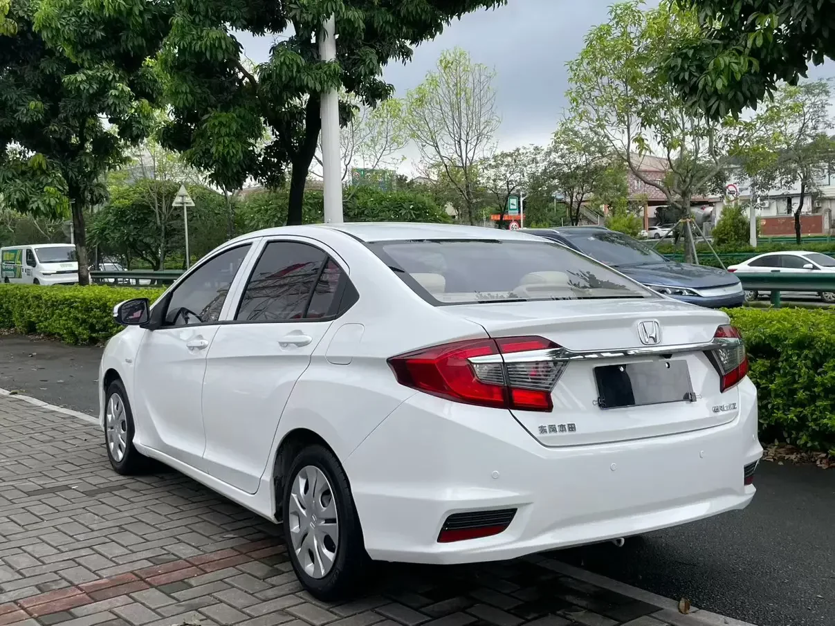 Honda Gray