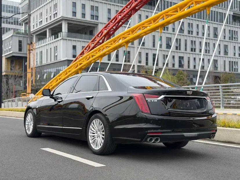 Cadillac CT6