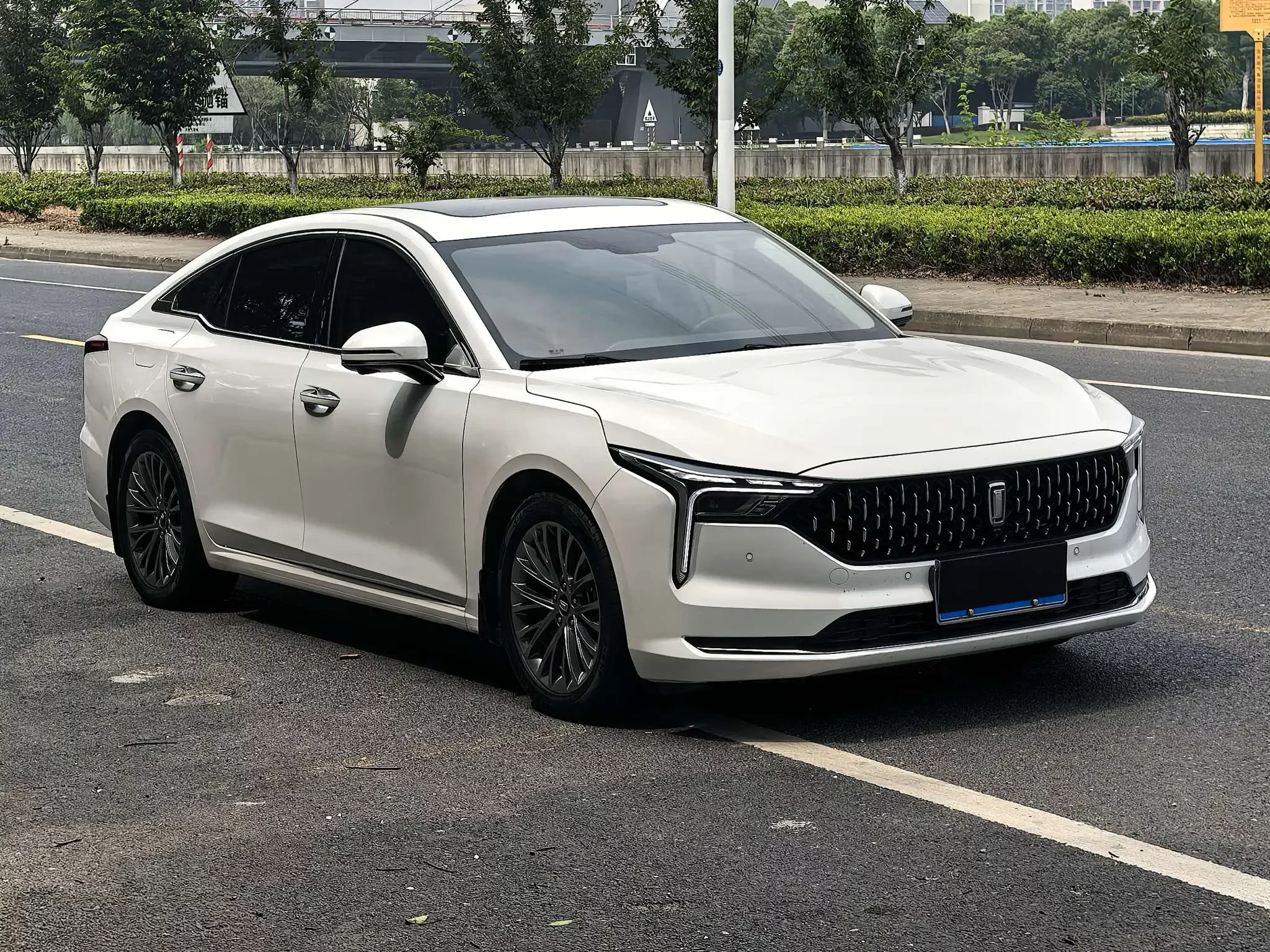 FAW Bestune B70