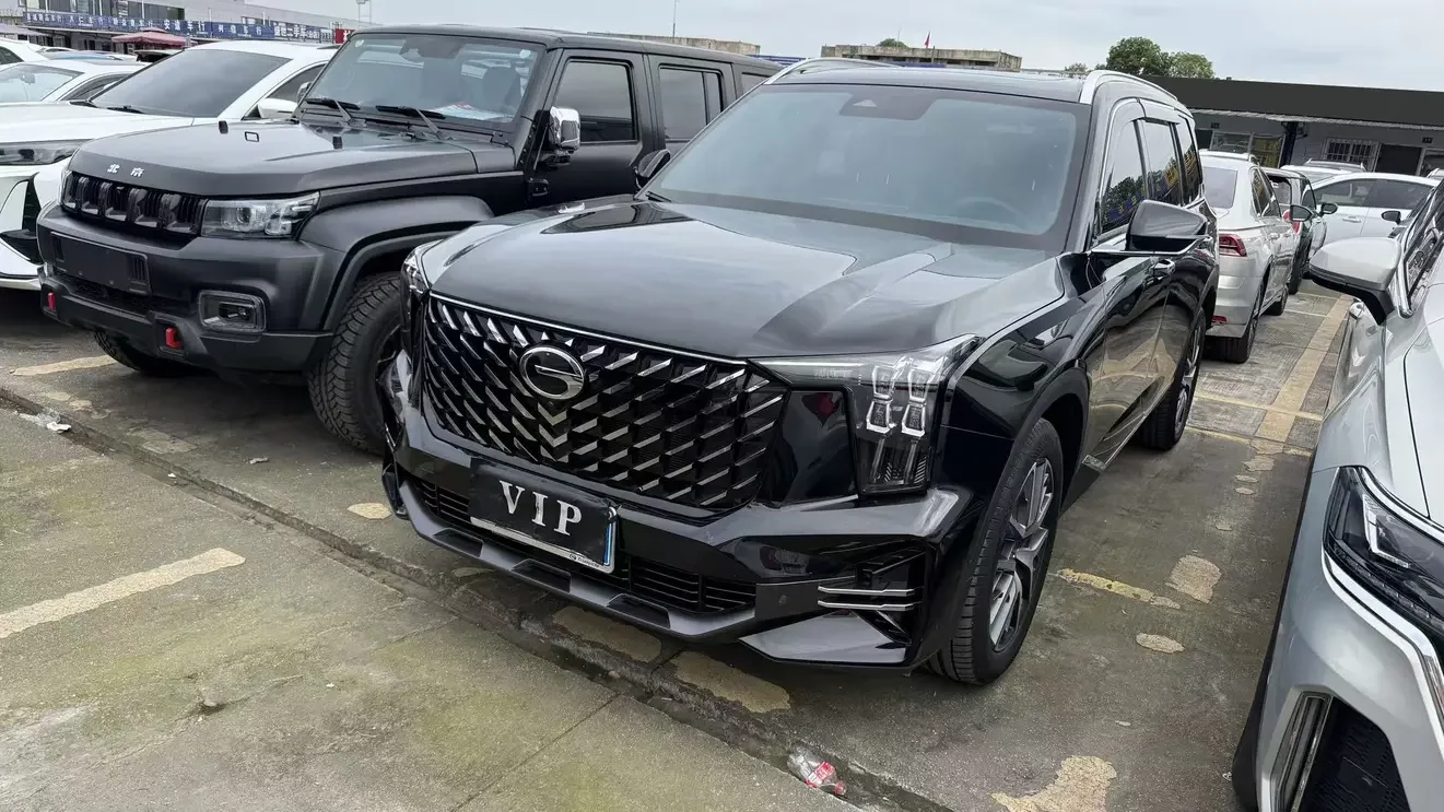 GAC Trumpchi GS8  из Китая