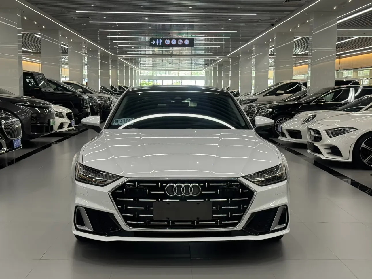 Audi A7L