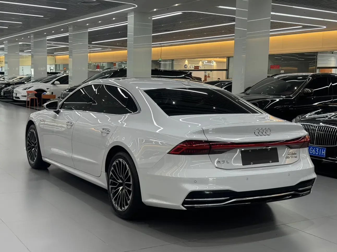 Audi A7L