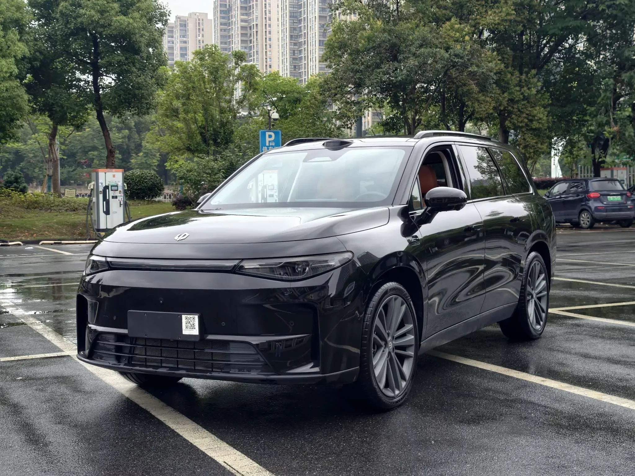 Leapmotor C16