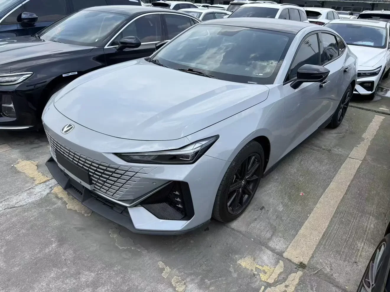 Changan UNI-V
