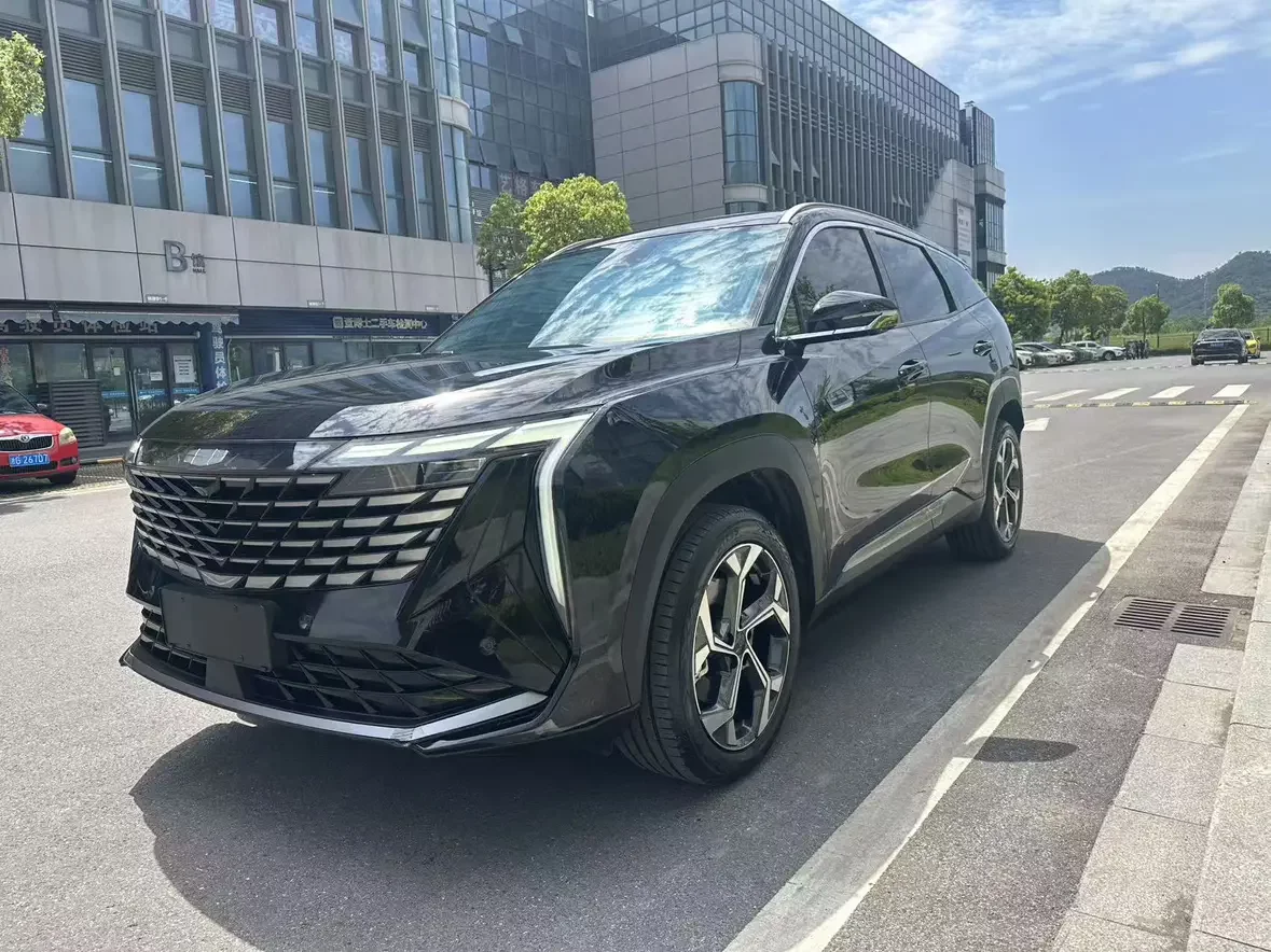 Geely Atlas L