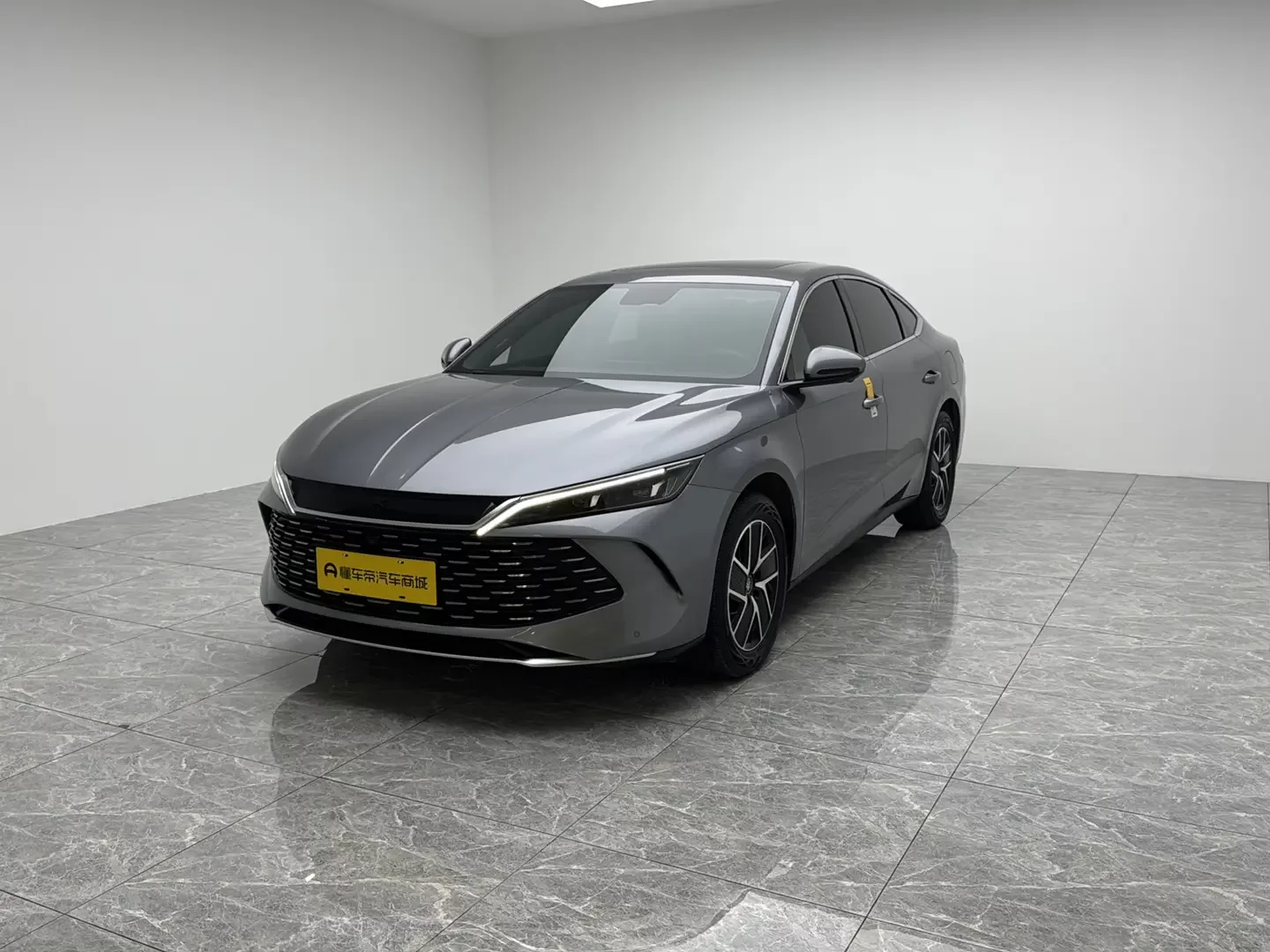 BYD Qin L DM