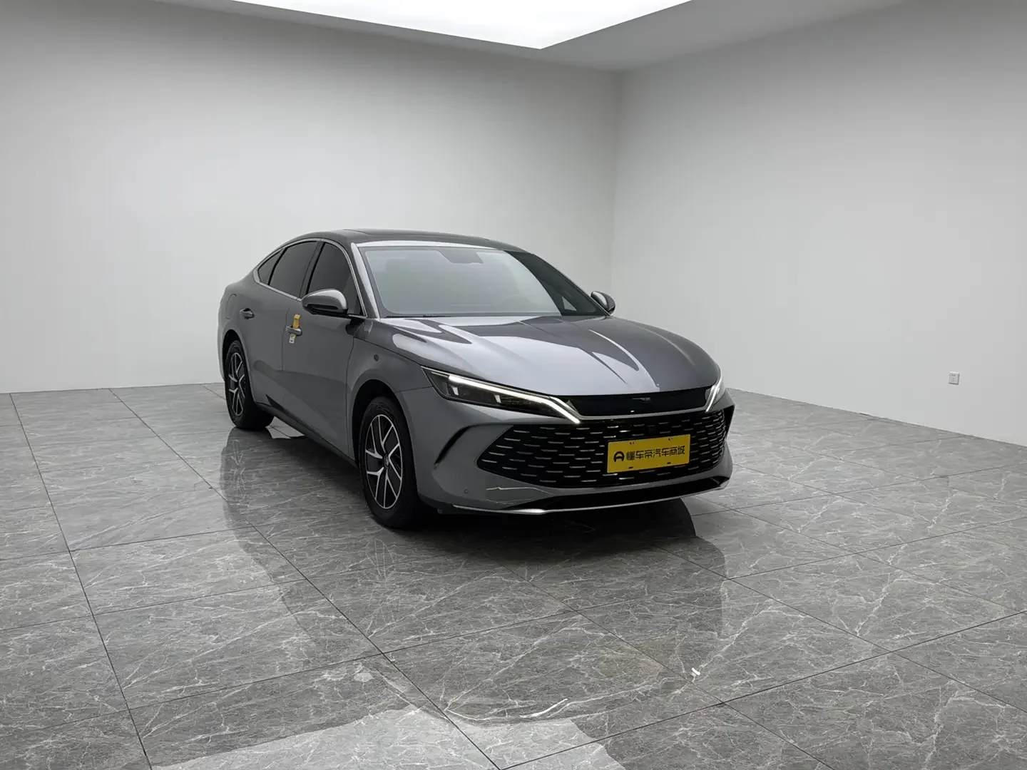 BYD Qin L DM