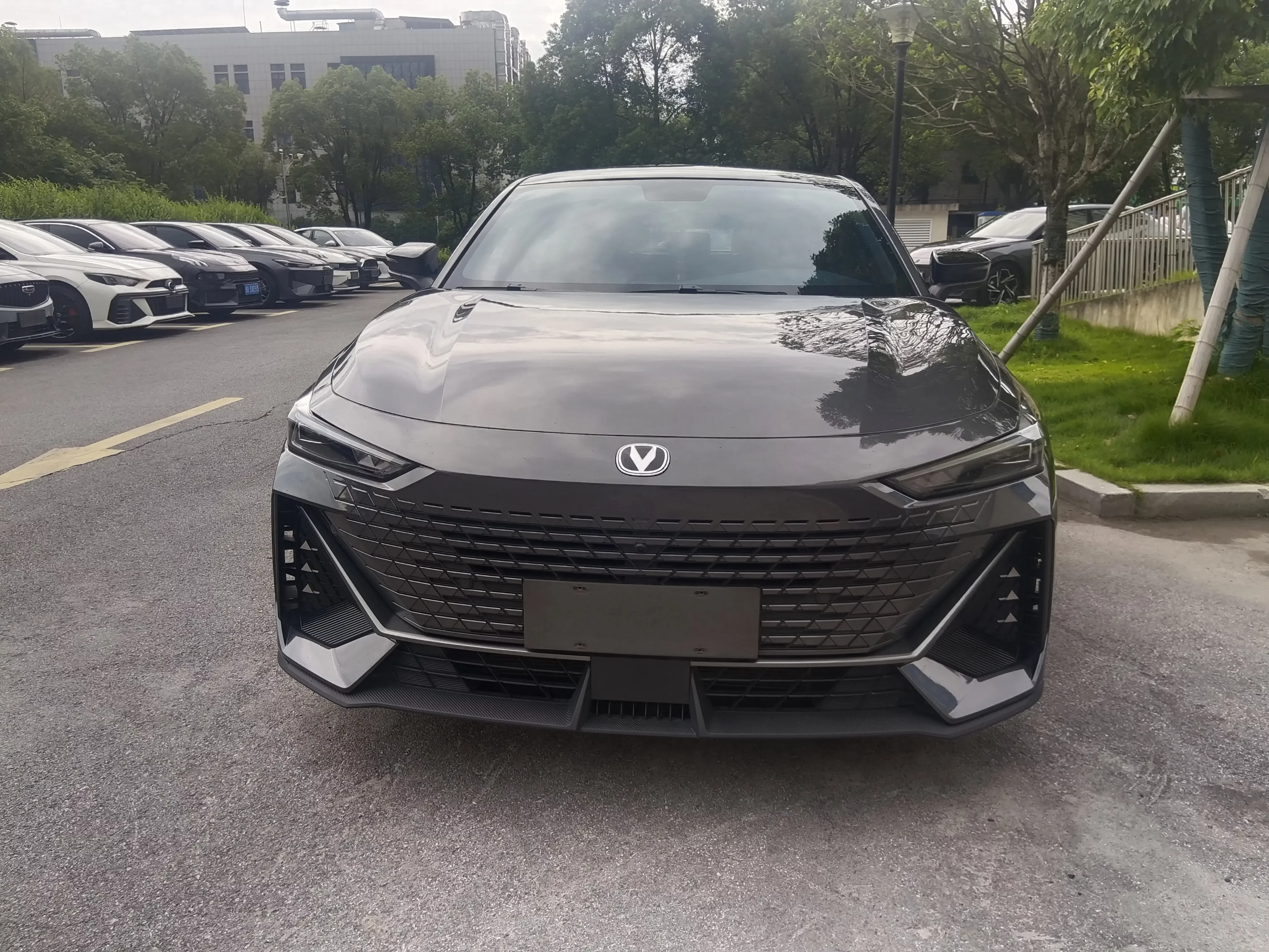 Changan UNI-V