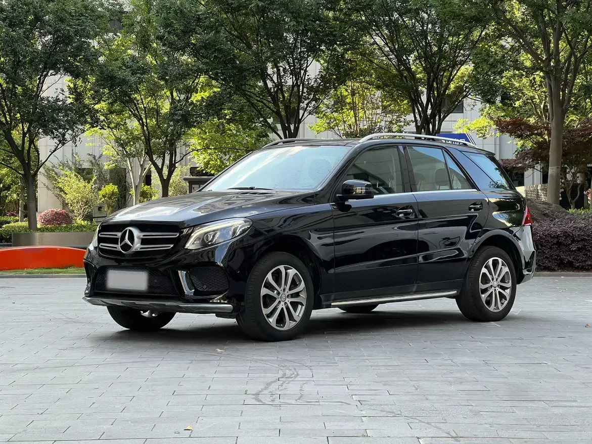 Mercedes-Benz GLE (Imported)