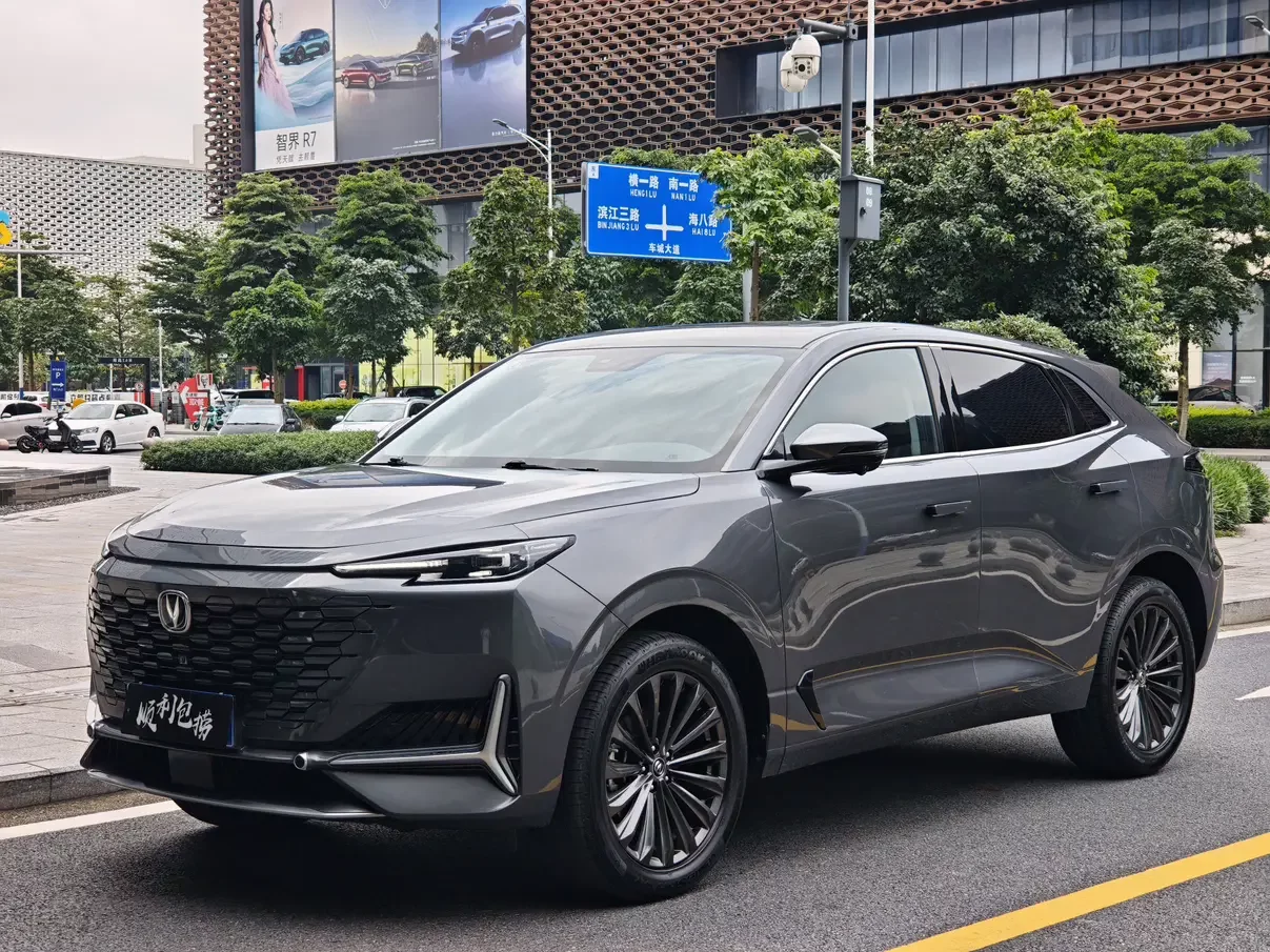 Changan UNI-K  из Китая