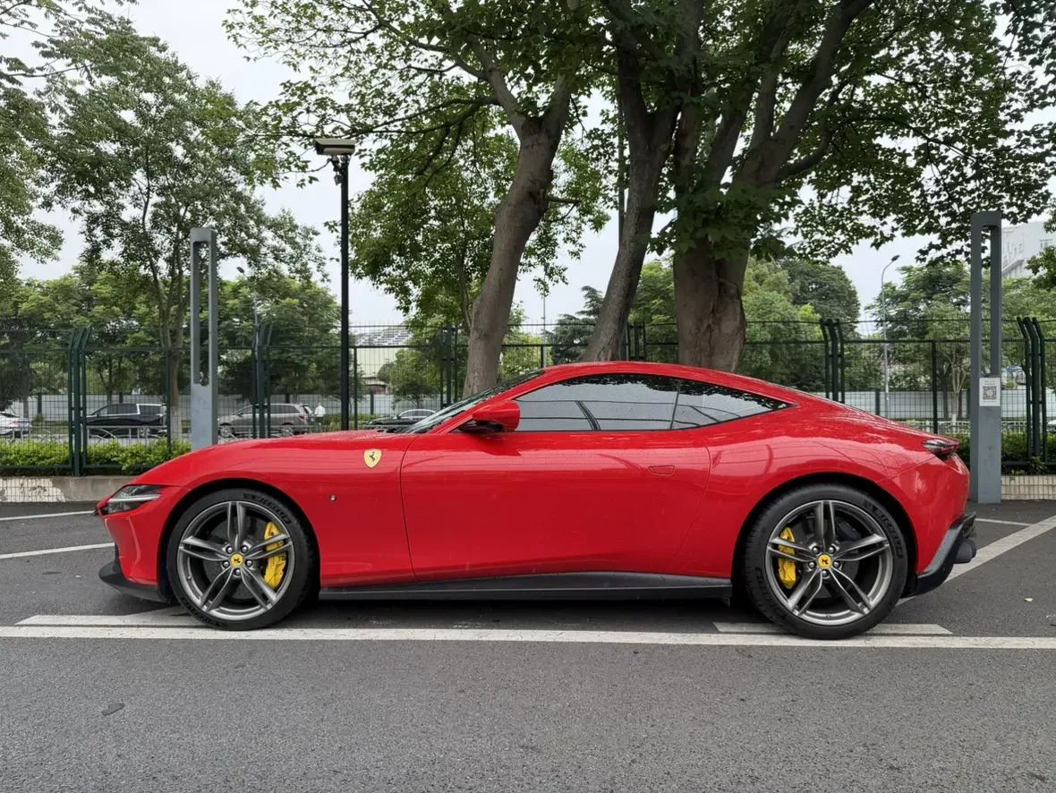Ferrari Roma