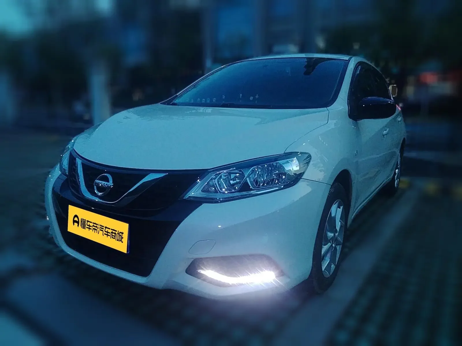 Nissan Tiida