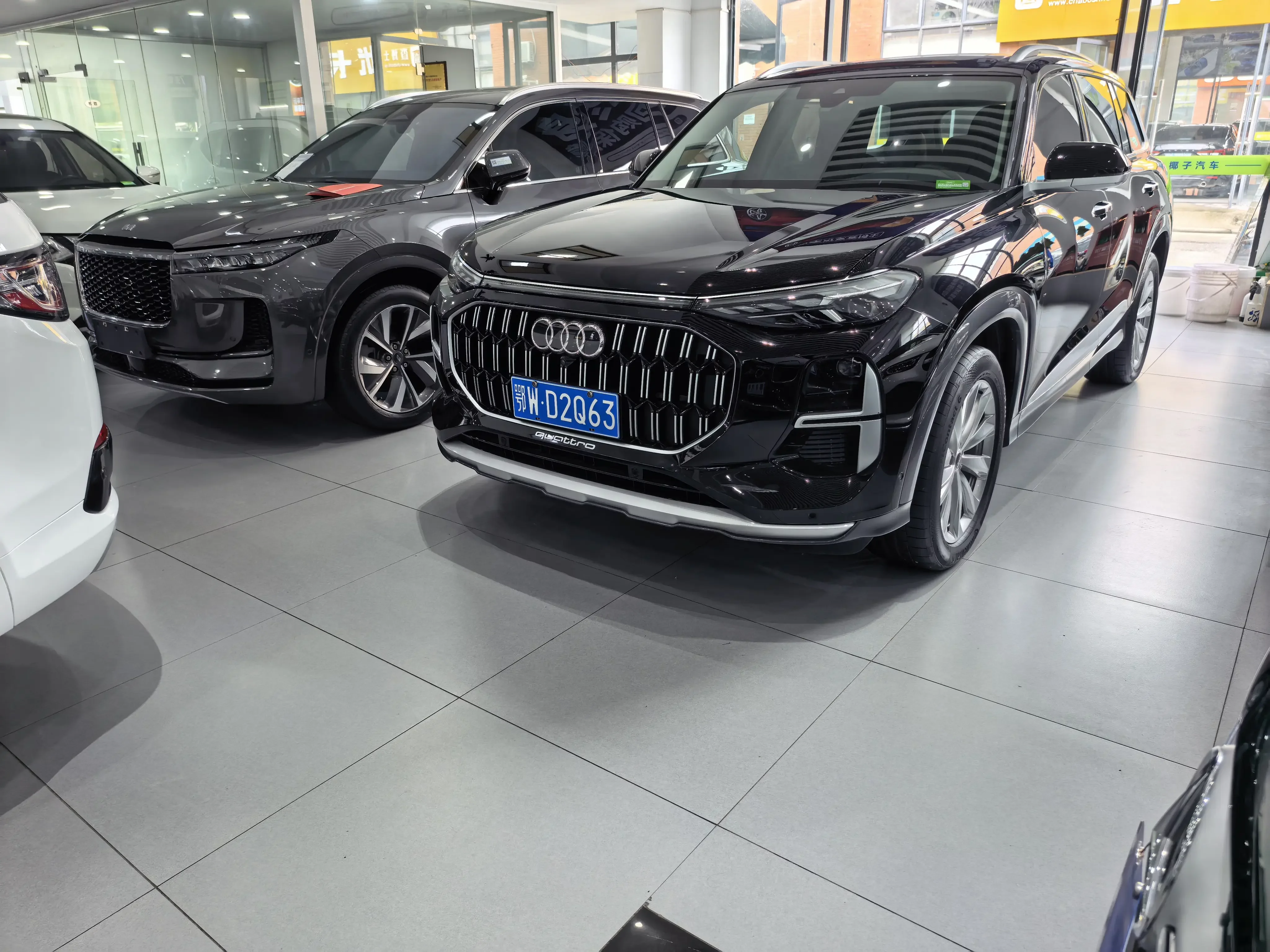 Audi Q6