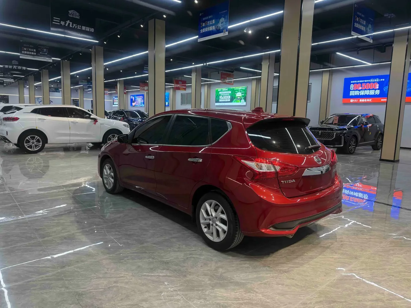 Nissan Tiida