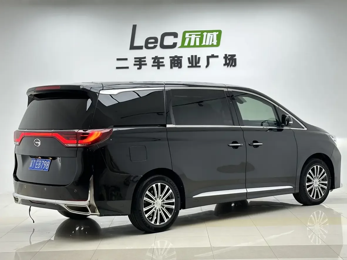 GAC Trumpchi M8