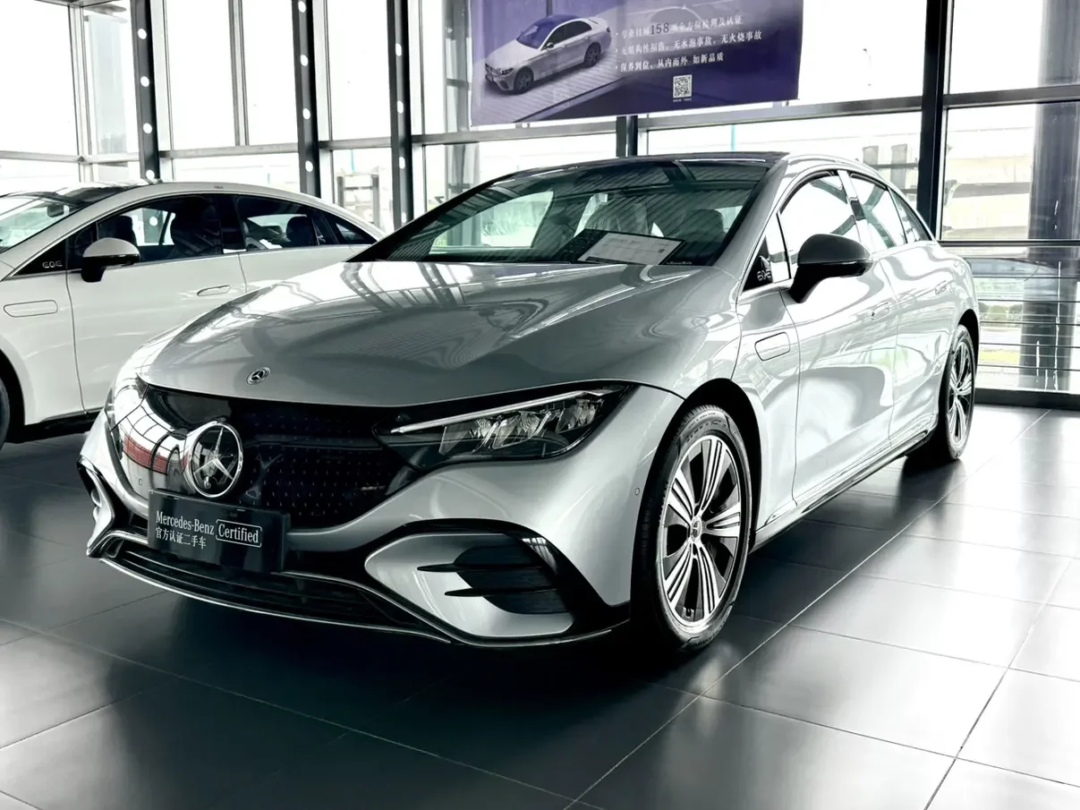 Mercedes-Benz EQE