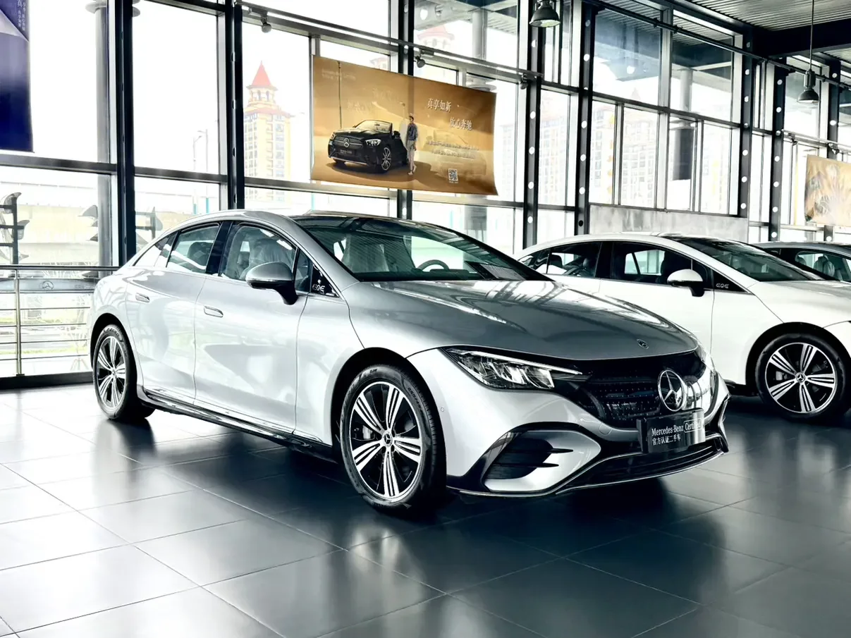 Mercedes-Benz EQE