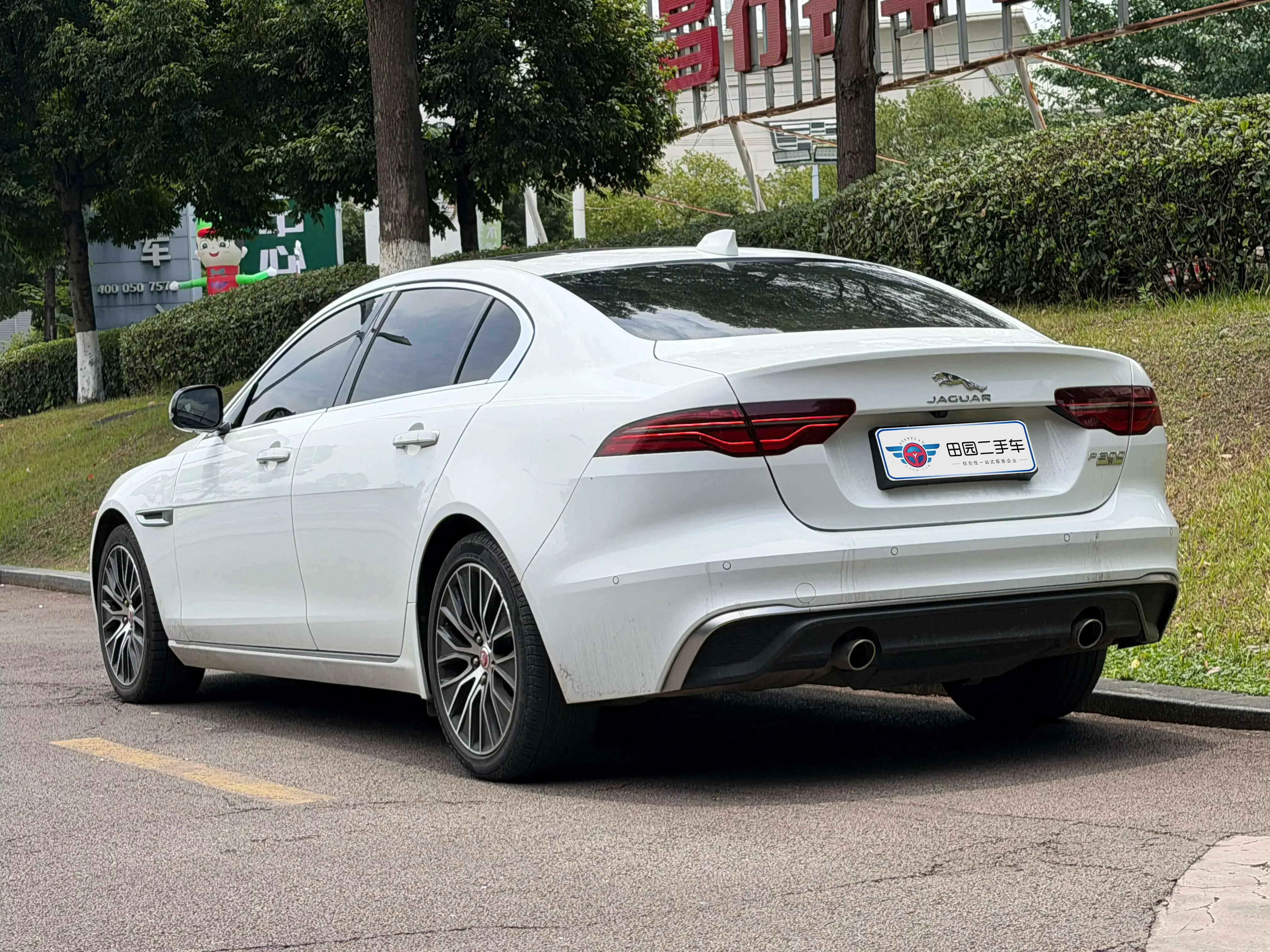 Jaguar XEL
