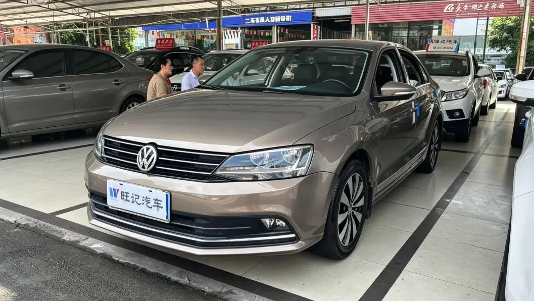 Volkswagen Sagitar