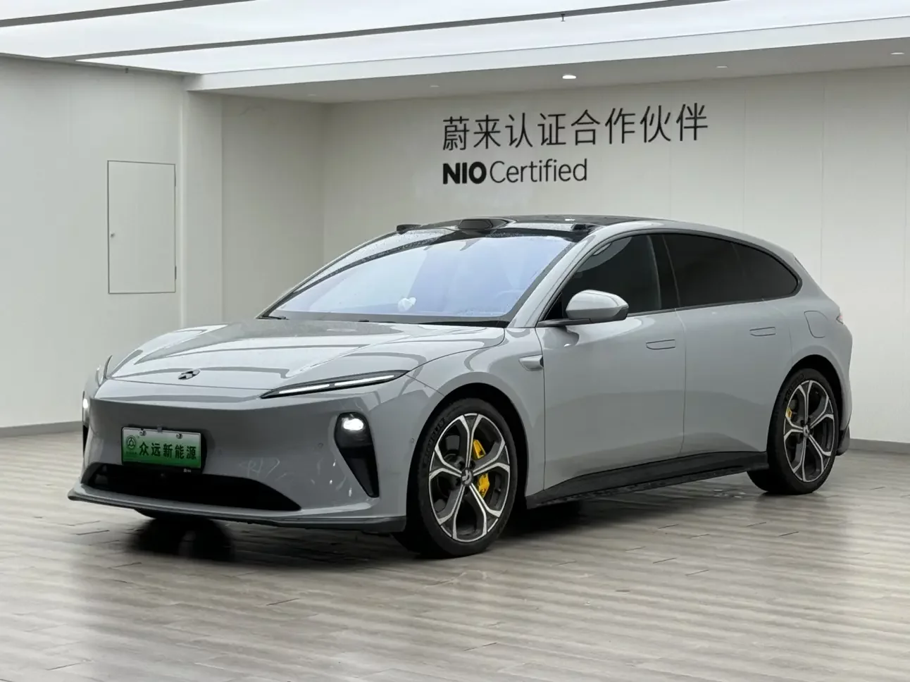 NIO ET5T  из Китая