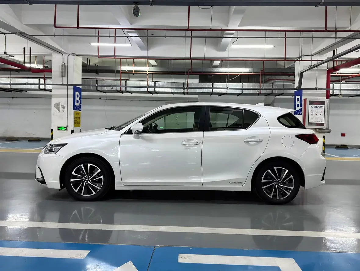Lexus CT