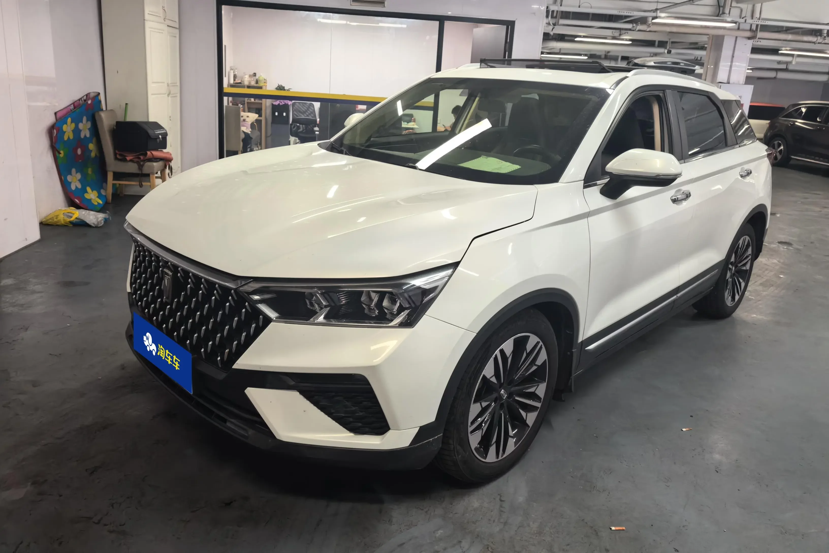 FAW Bestune T77