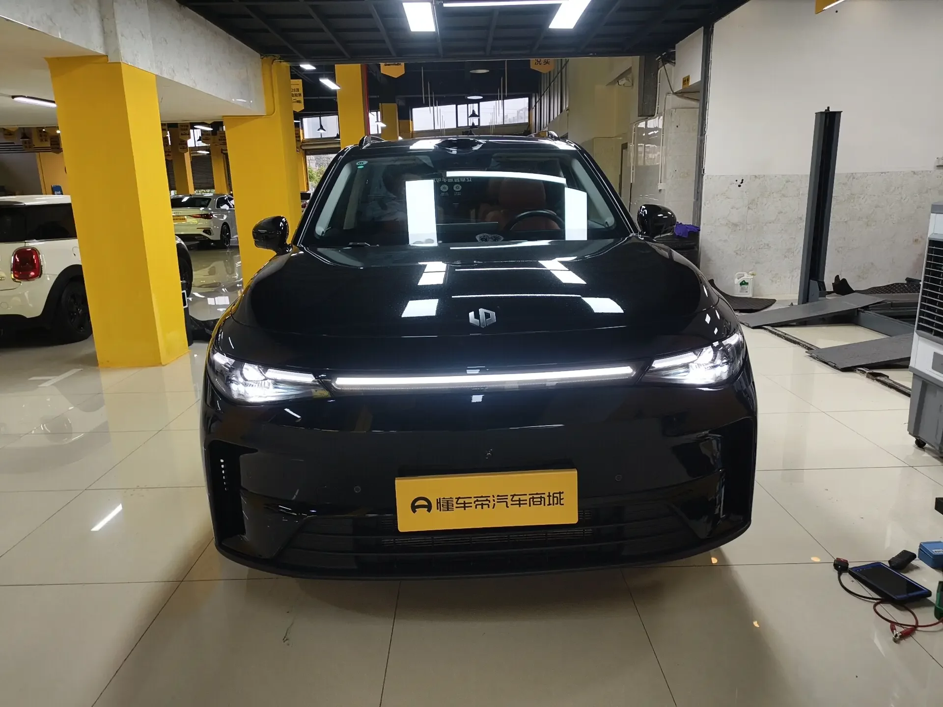 Leapmotor C16