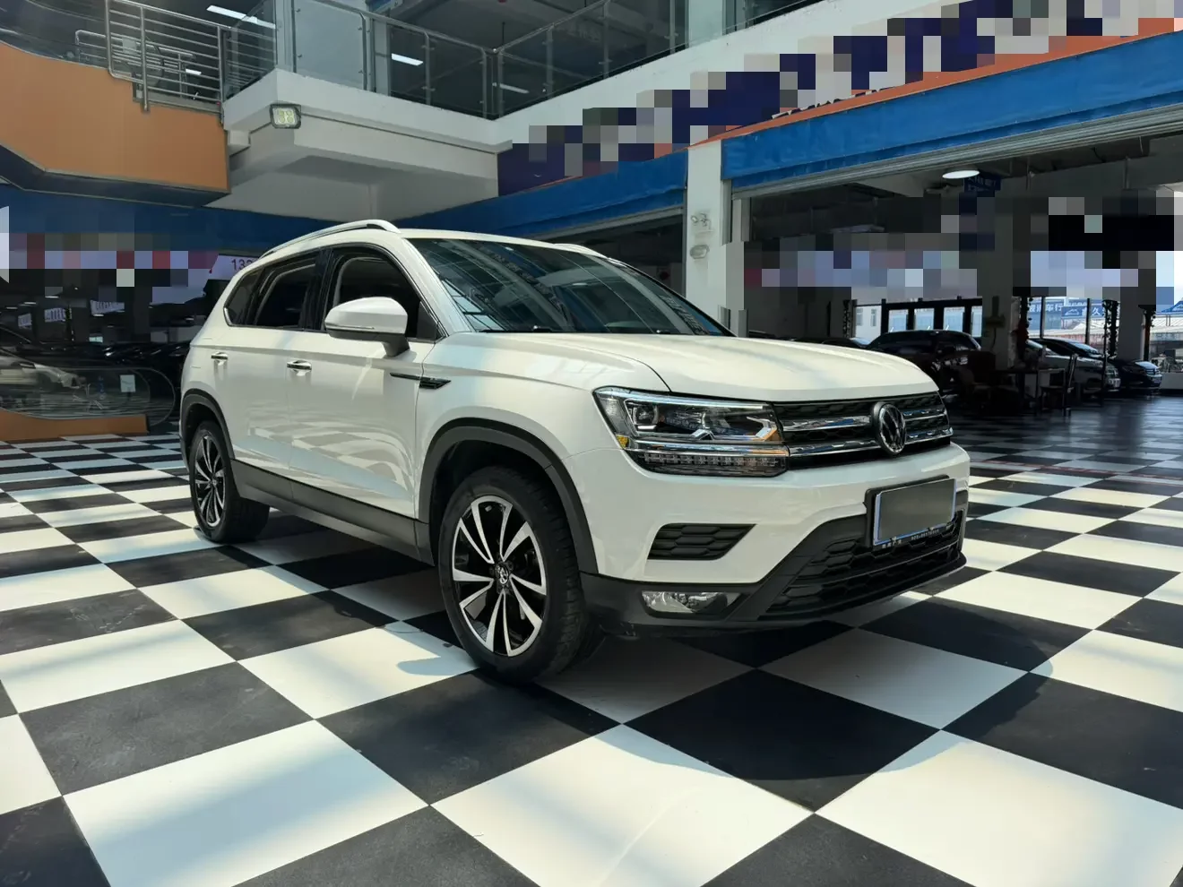 Volkswagen Tharu