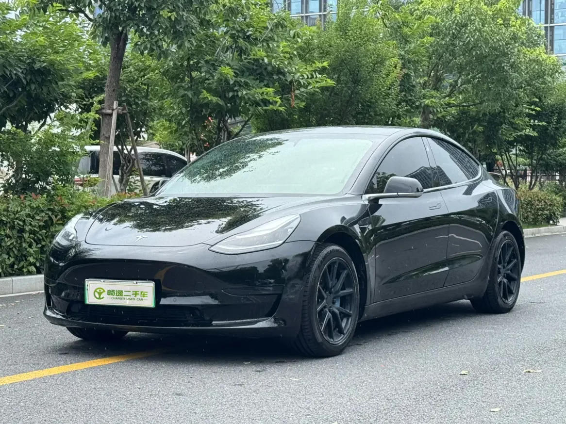 Tesla Model 3  из Китая