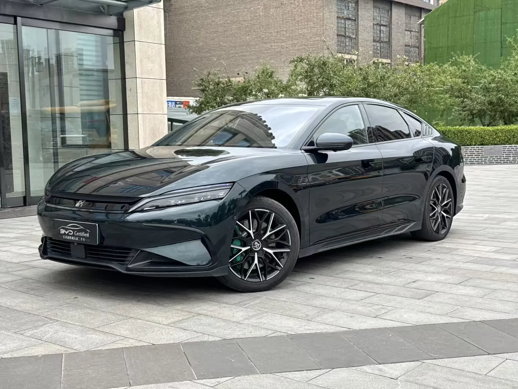 BYD Han EV