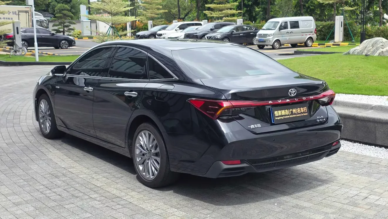 Toyota Avalon