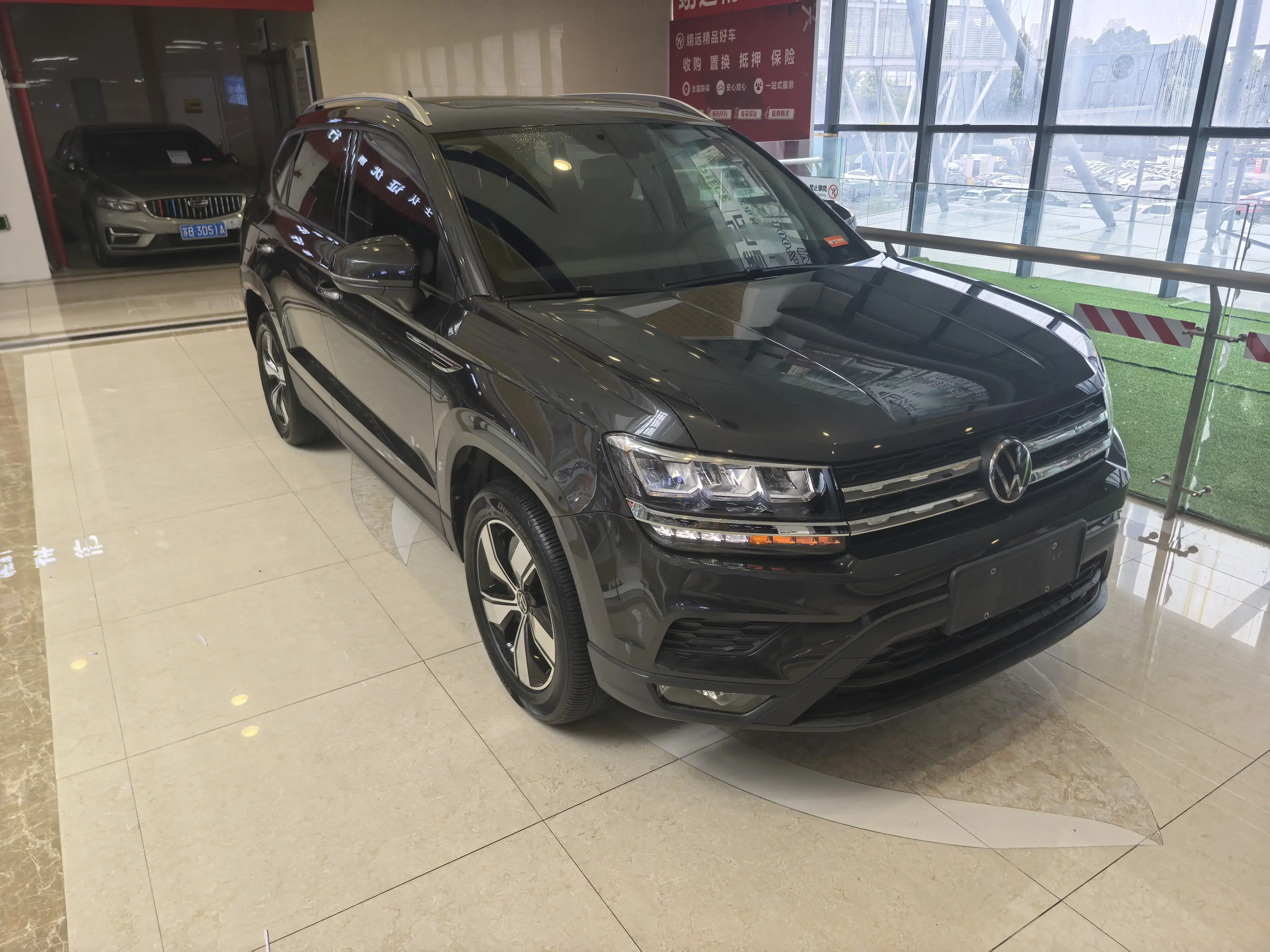 Volkswagen Tharu