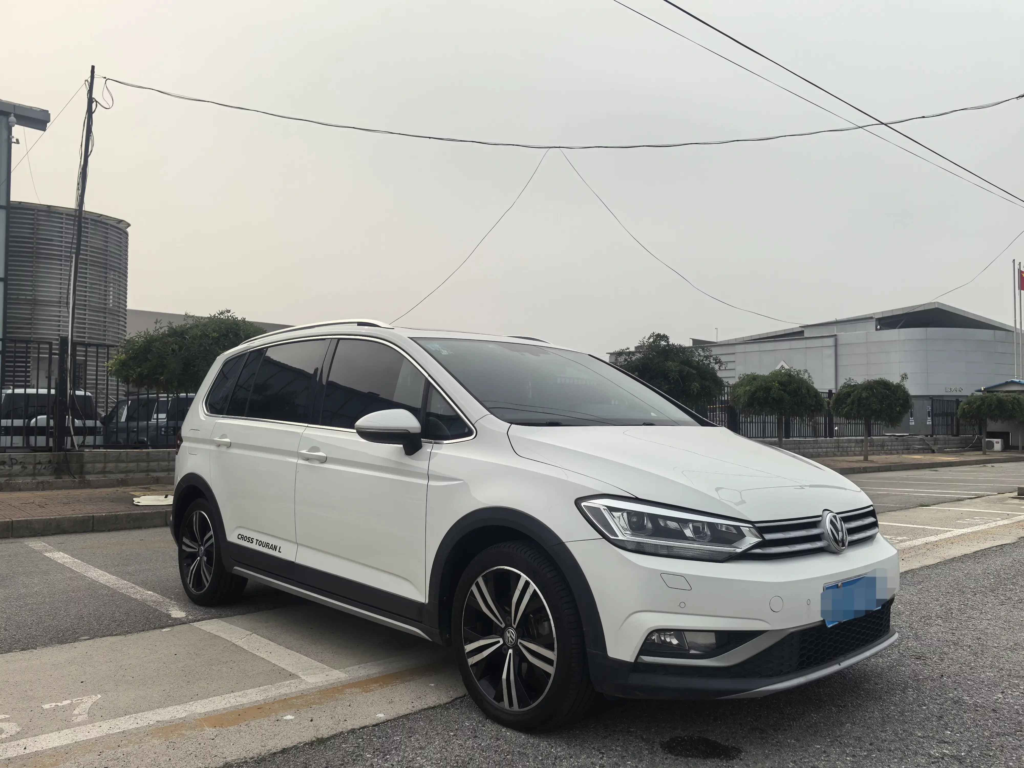Volkswagen Touran L