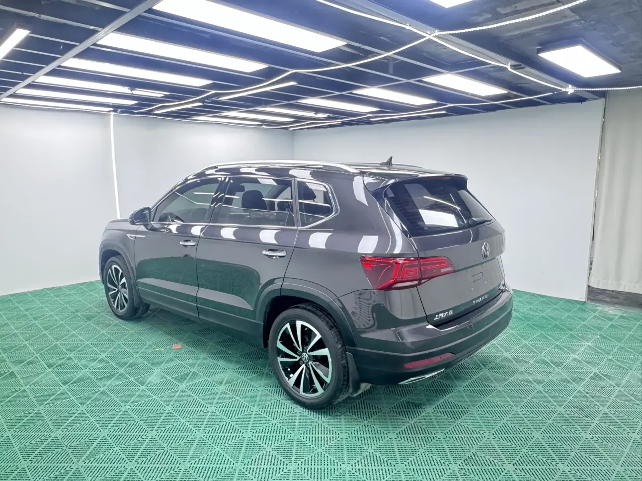 Volkswagen Tharu