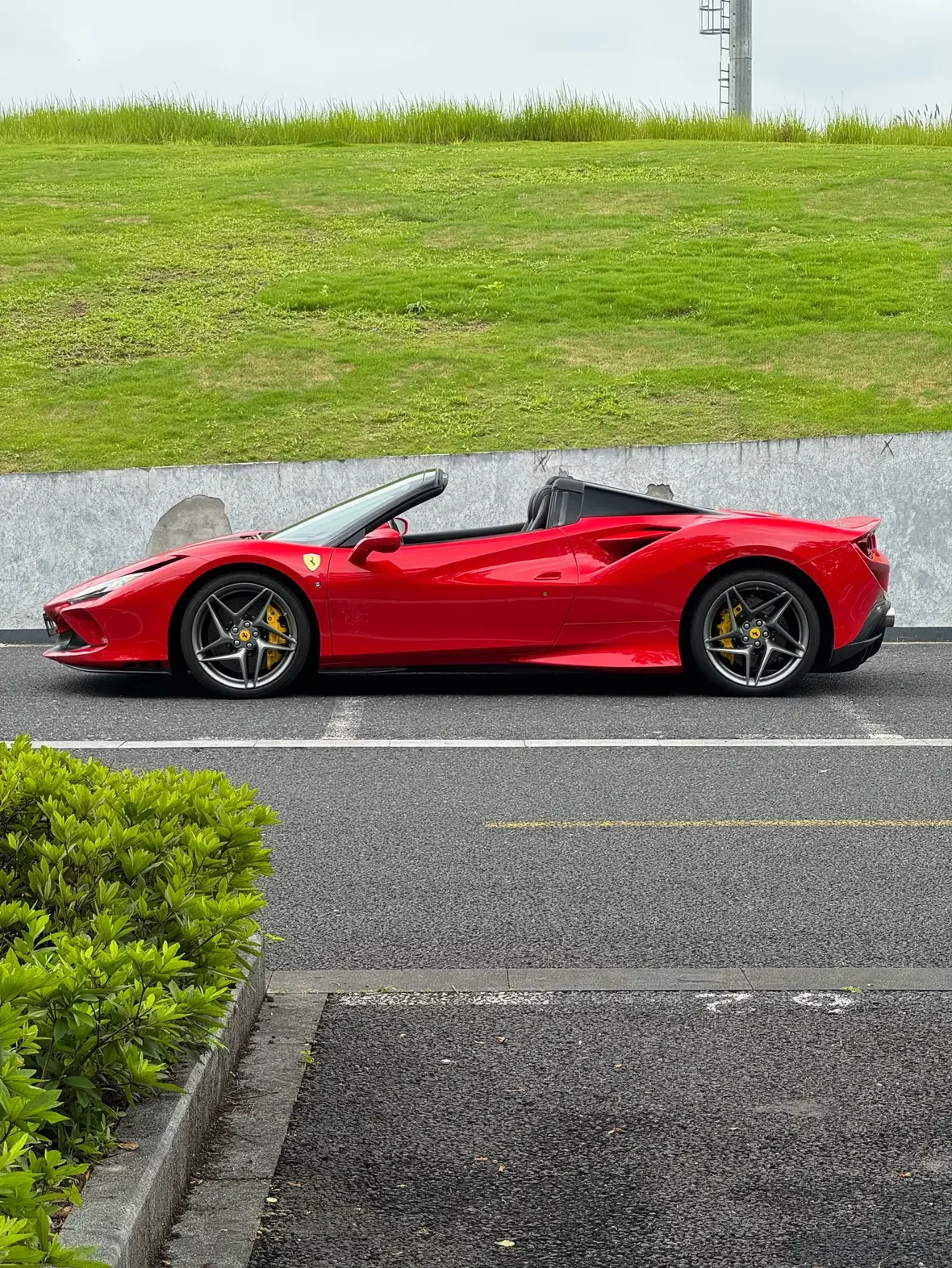 Ferrari F8